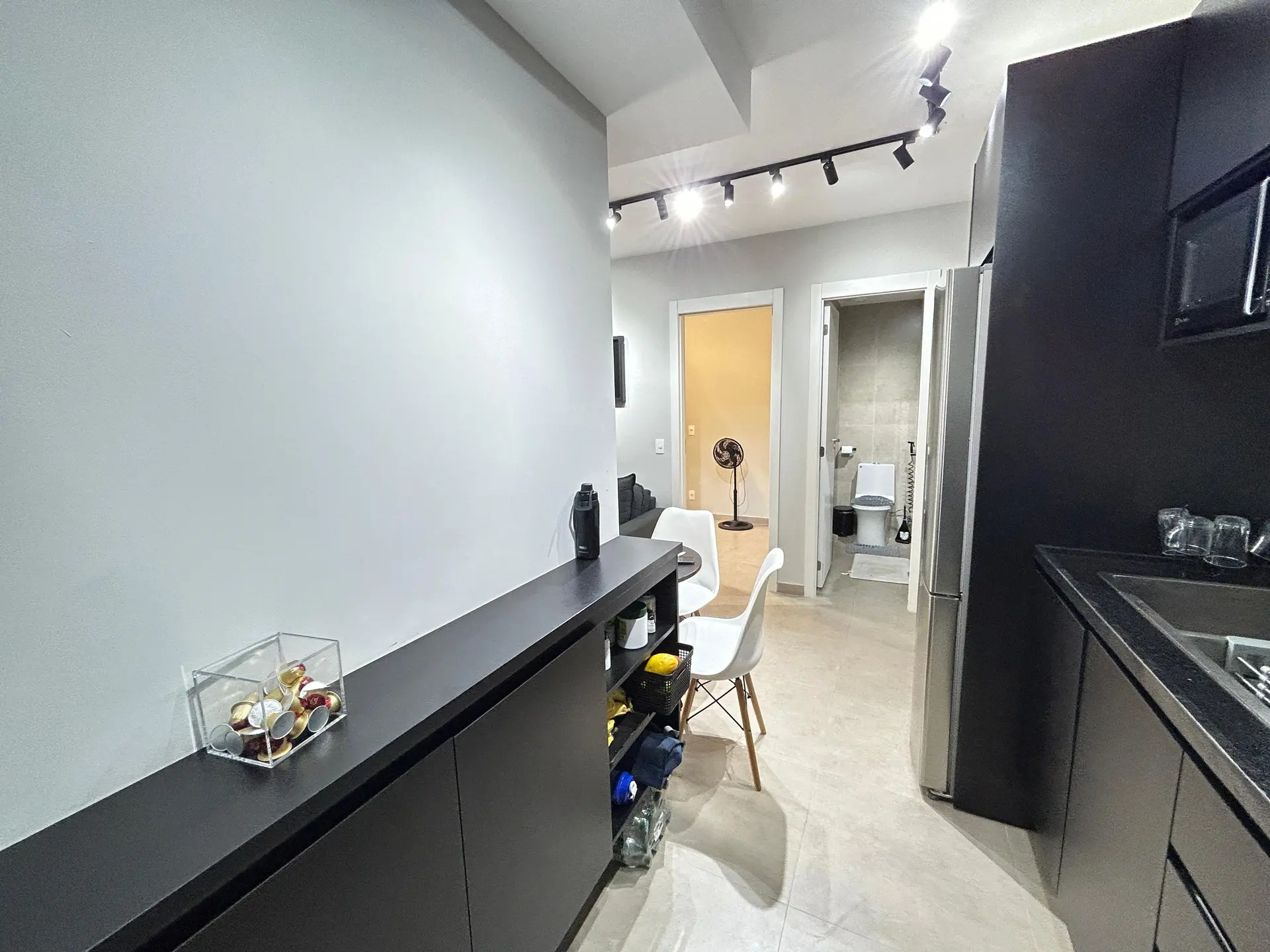 Apartamento mobiliado de 2 quartos com máquina de lavar — photo 70