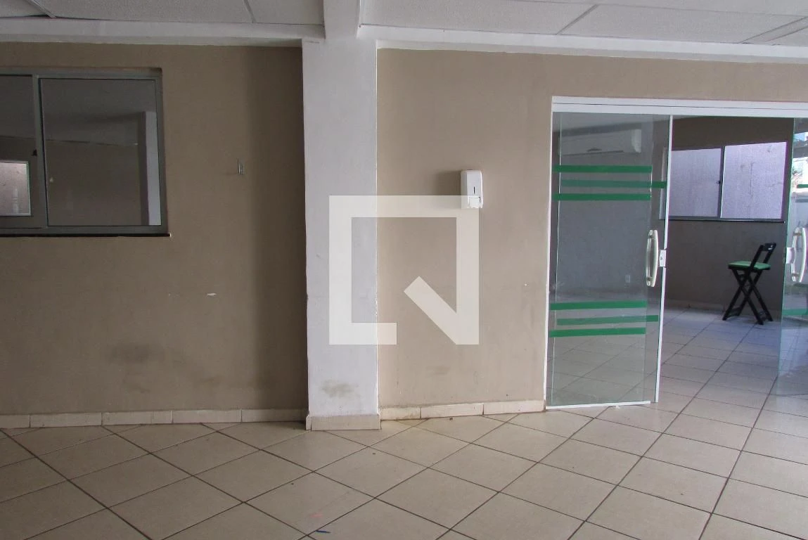 Apartamento mobiliado com 3 quartos e 2 banheiros — photo 77