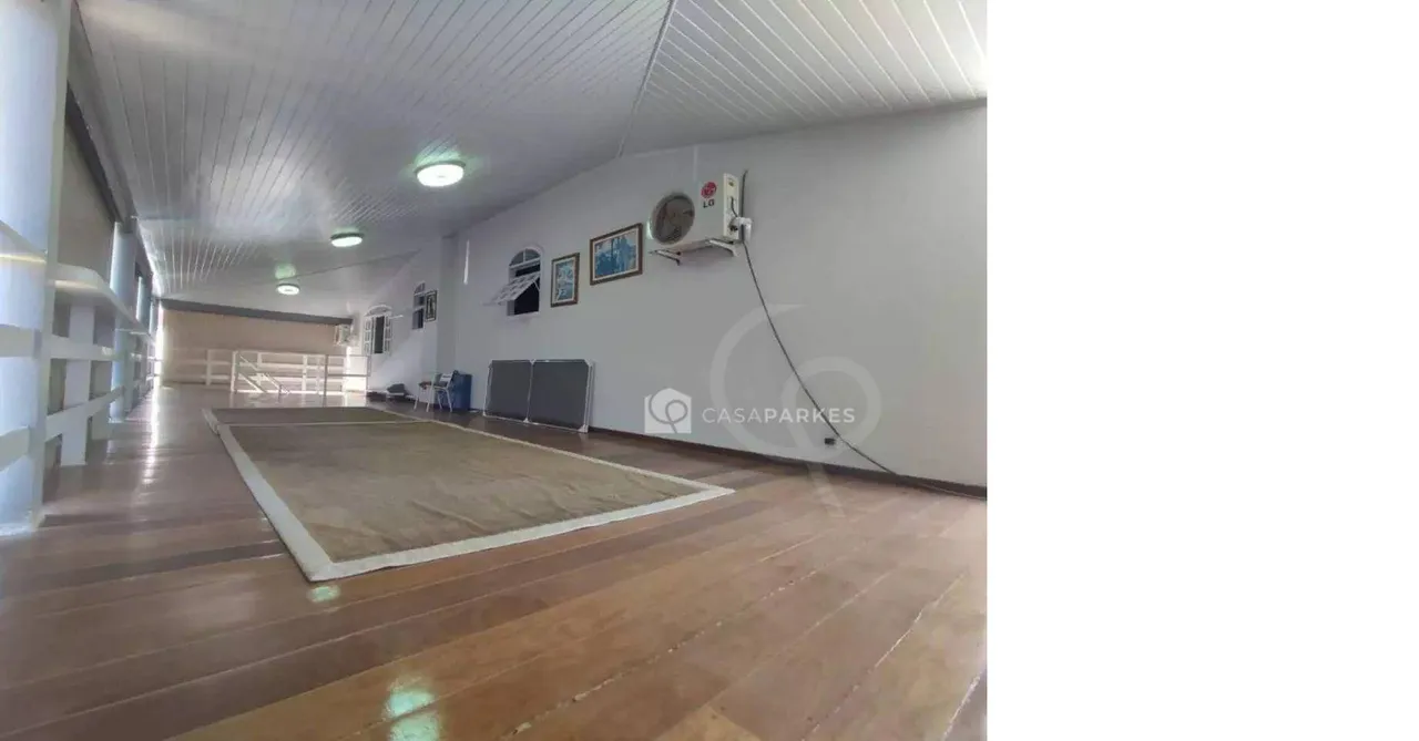 Casa mobiliada de 4 quartos e 5 banheiros com cozinha fechada — photo 12