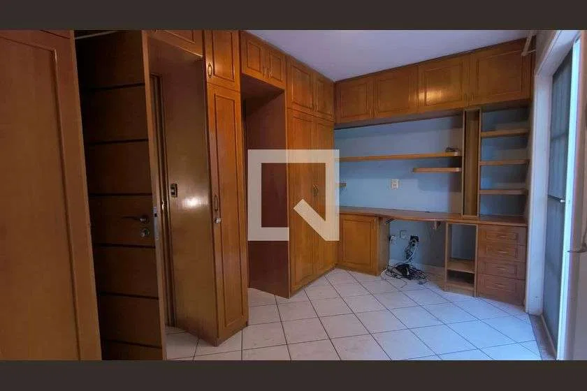 Sobrado em condomínio com 3 suítes e varanda de vidro — photo 22