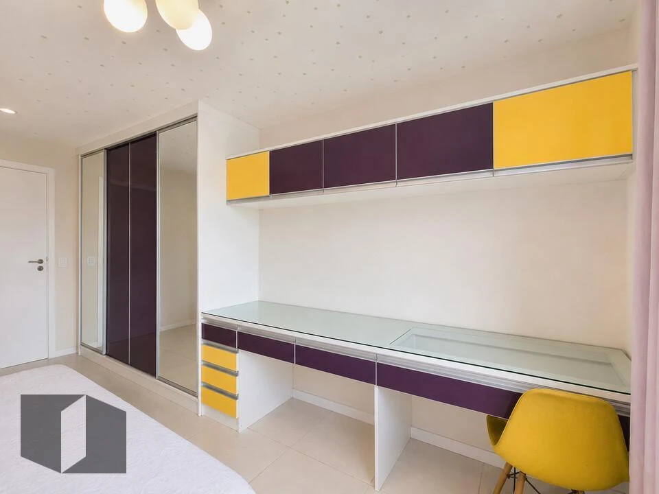 4-bedroom apartment in a building with a sauna — photo 4