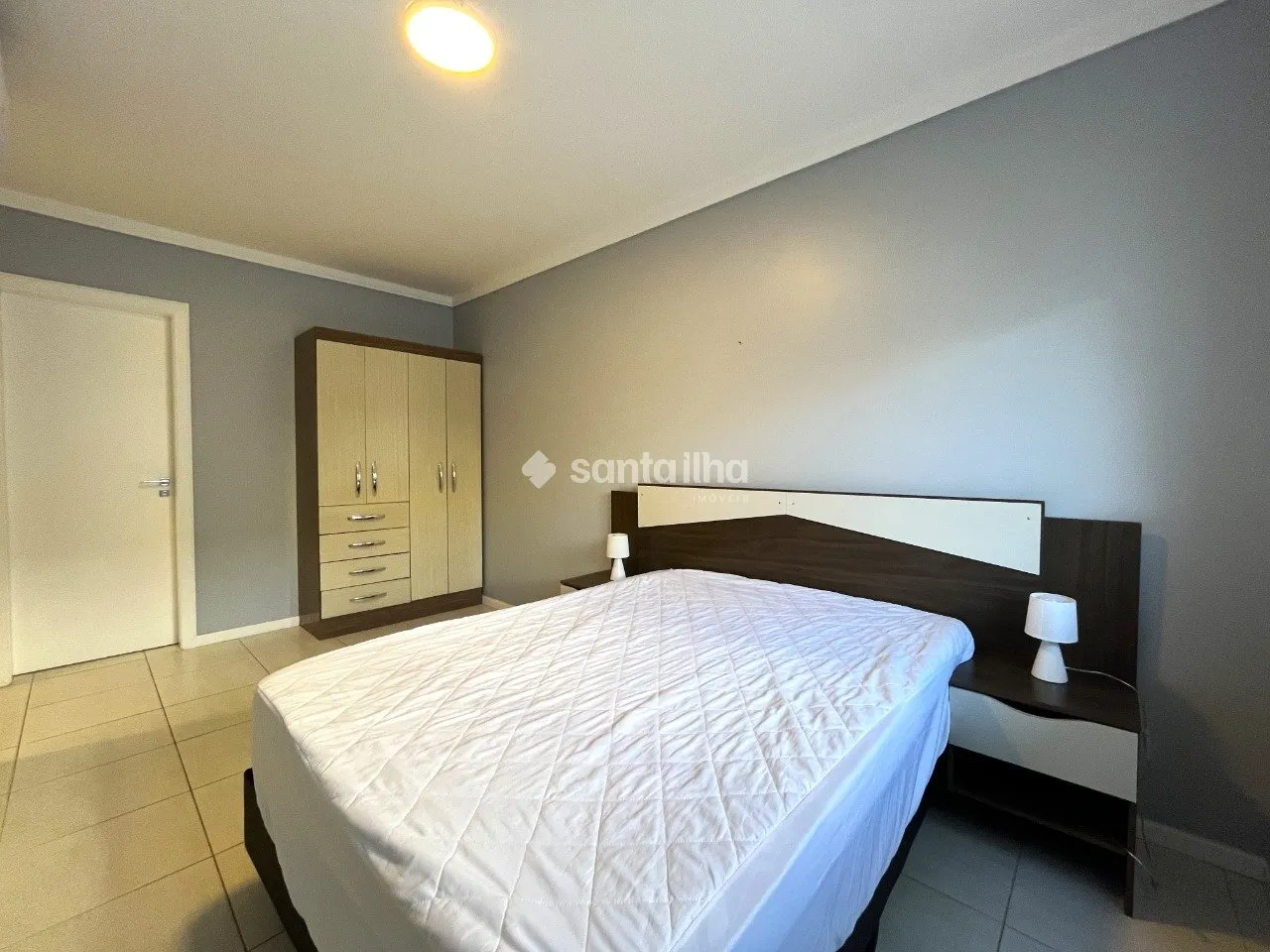 Furnished 2-bedroom apartment with balcony — photo 15