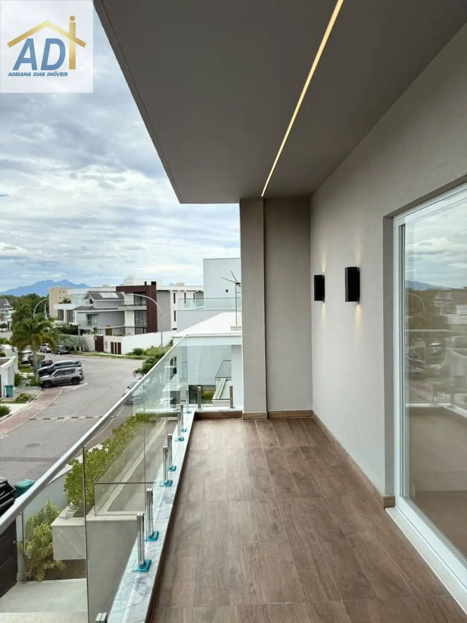 Casa, 300 m², com varanda gourmet — photo 8