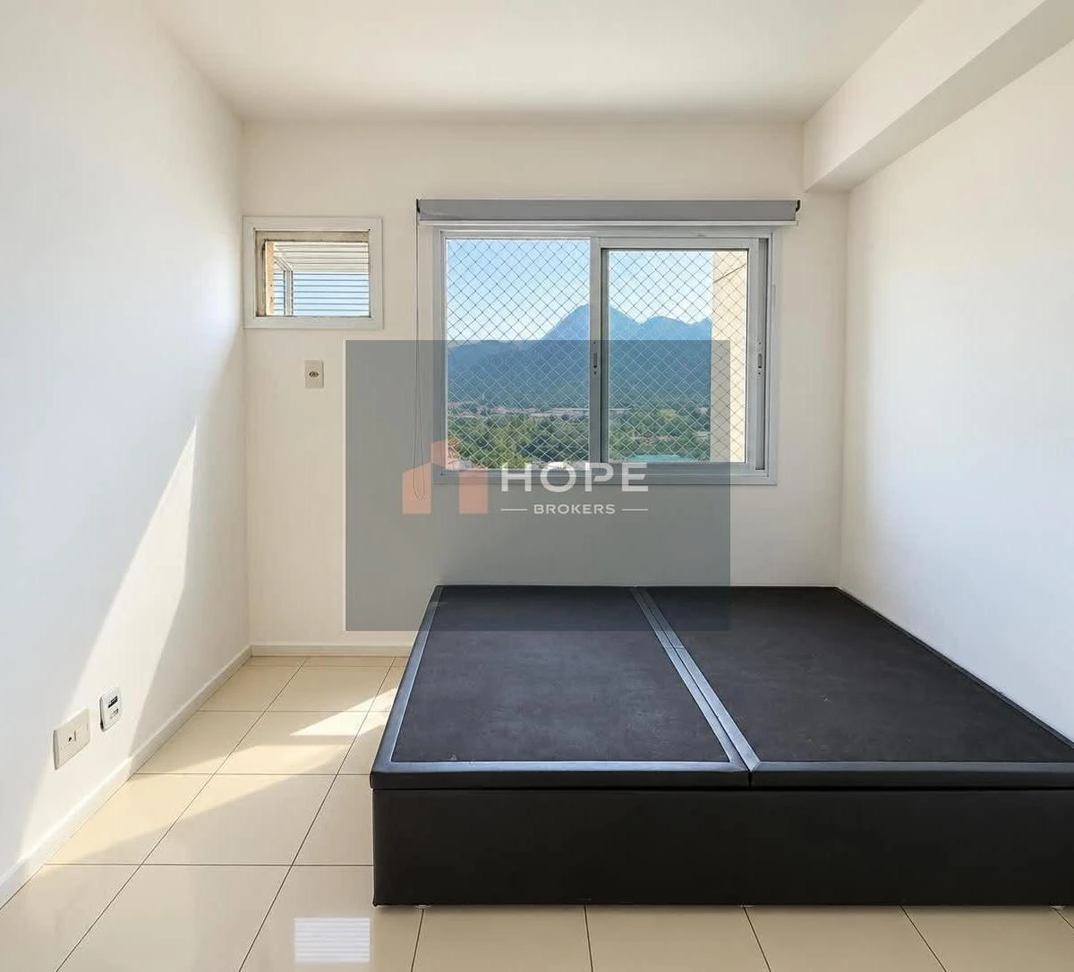 Apartment, 60 m², with a glass-enclosed balcony — photo 14