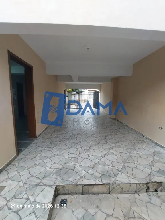 4-bedroom townhouse with separate, closed kitchen — photo 35