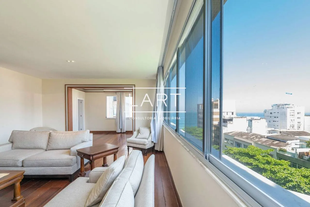 Unfurnished 4-bedroom apartment with 4 bathrooms