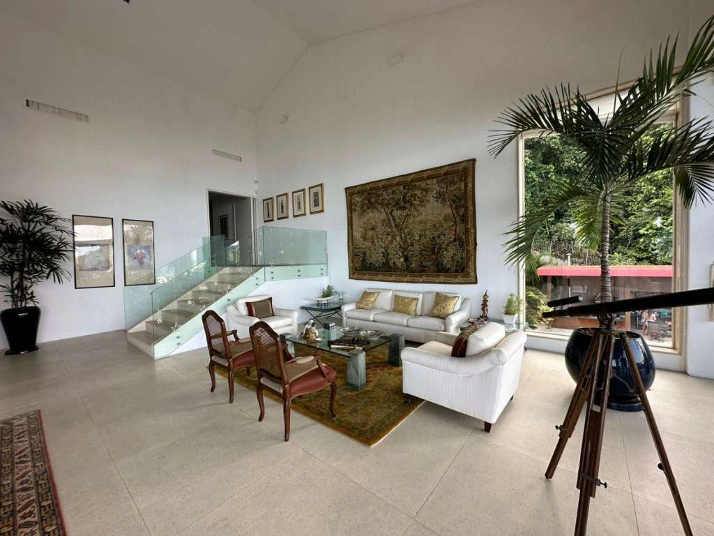 Casa mobiliada com 4 suítes e 8 vagas — photo 3