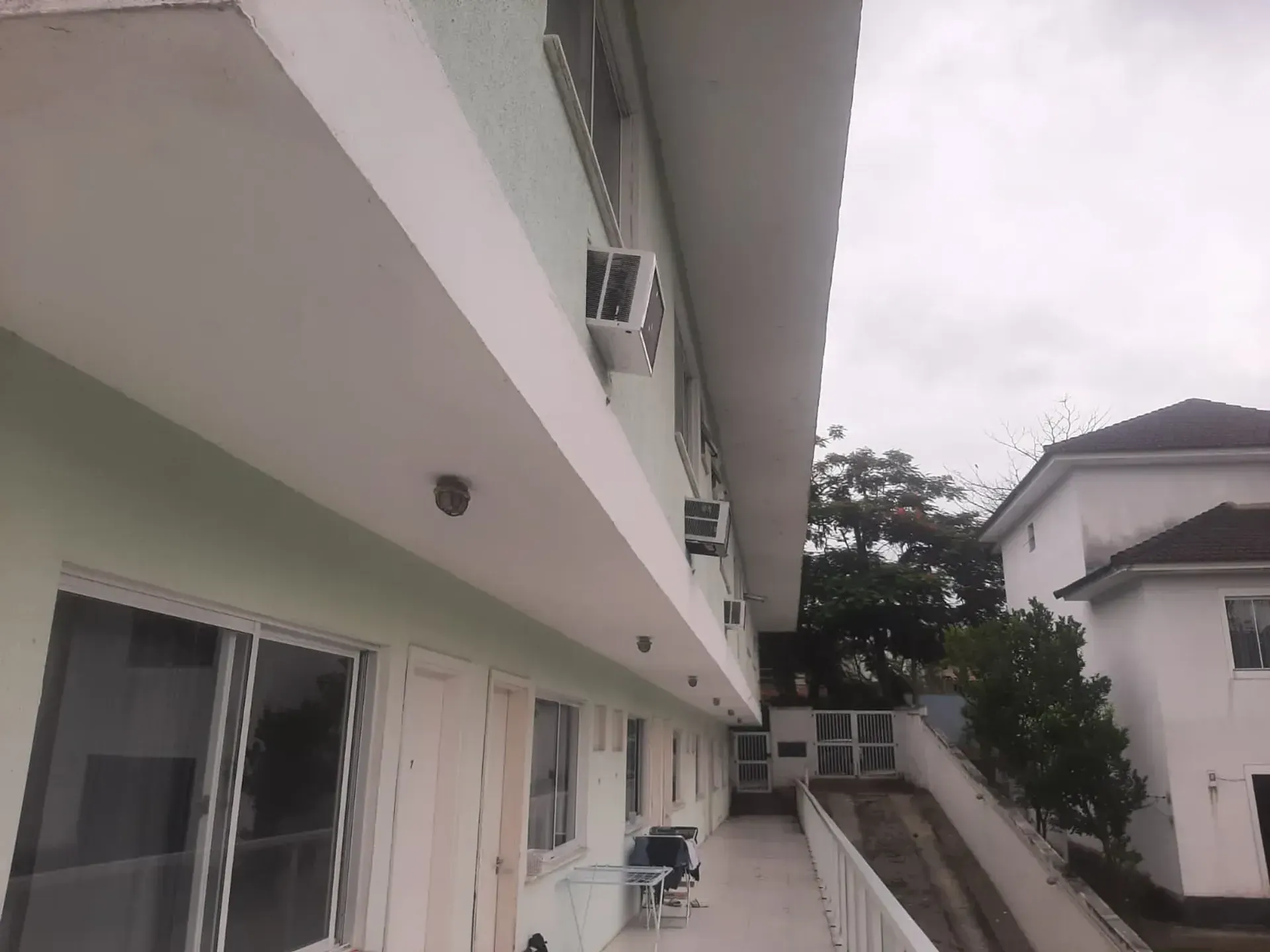 Condominium house with 2 bedrooms and mountain views — photo 32