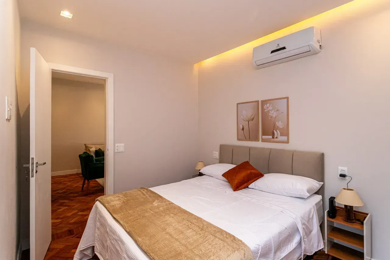 Apartamento de 90 m² com vista para as montanhas e closet — photo 18