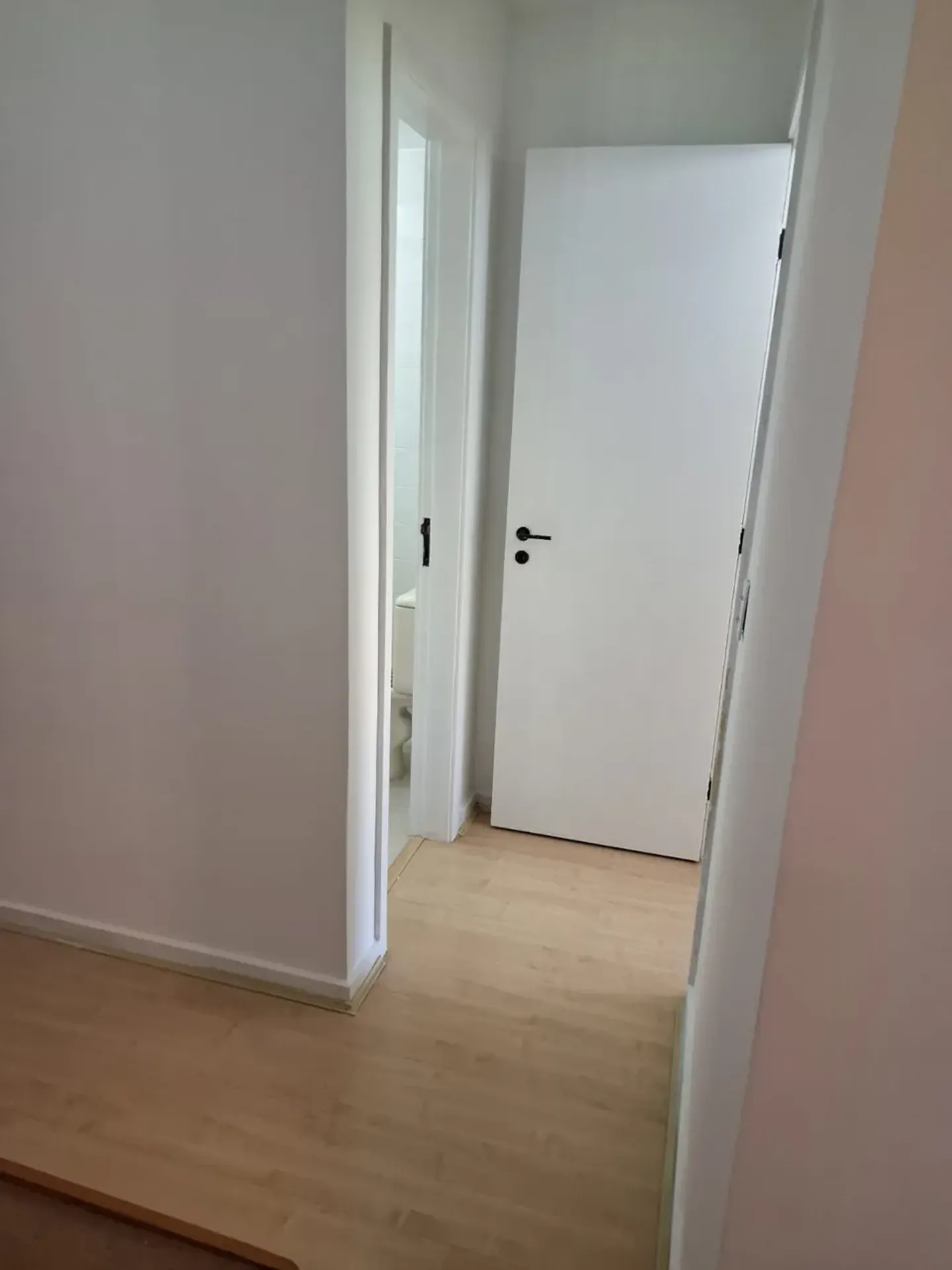 2-bedroom apartment with a grill on the balcony — photo 4