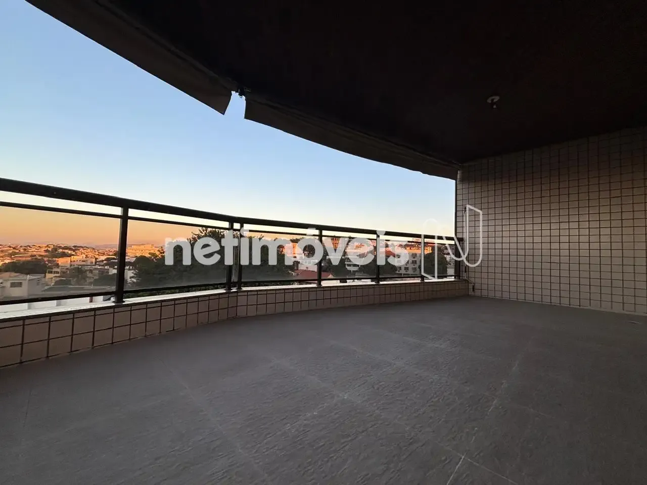 Apartamento com 3 dormitórios e varanda — photo 4