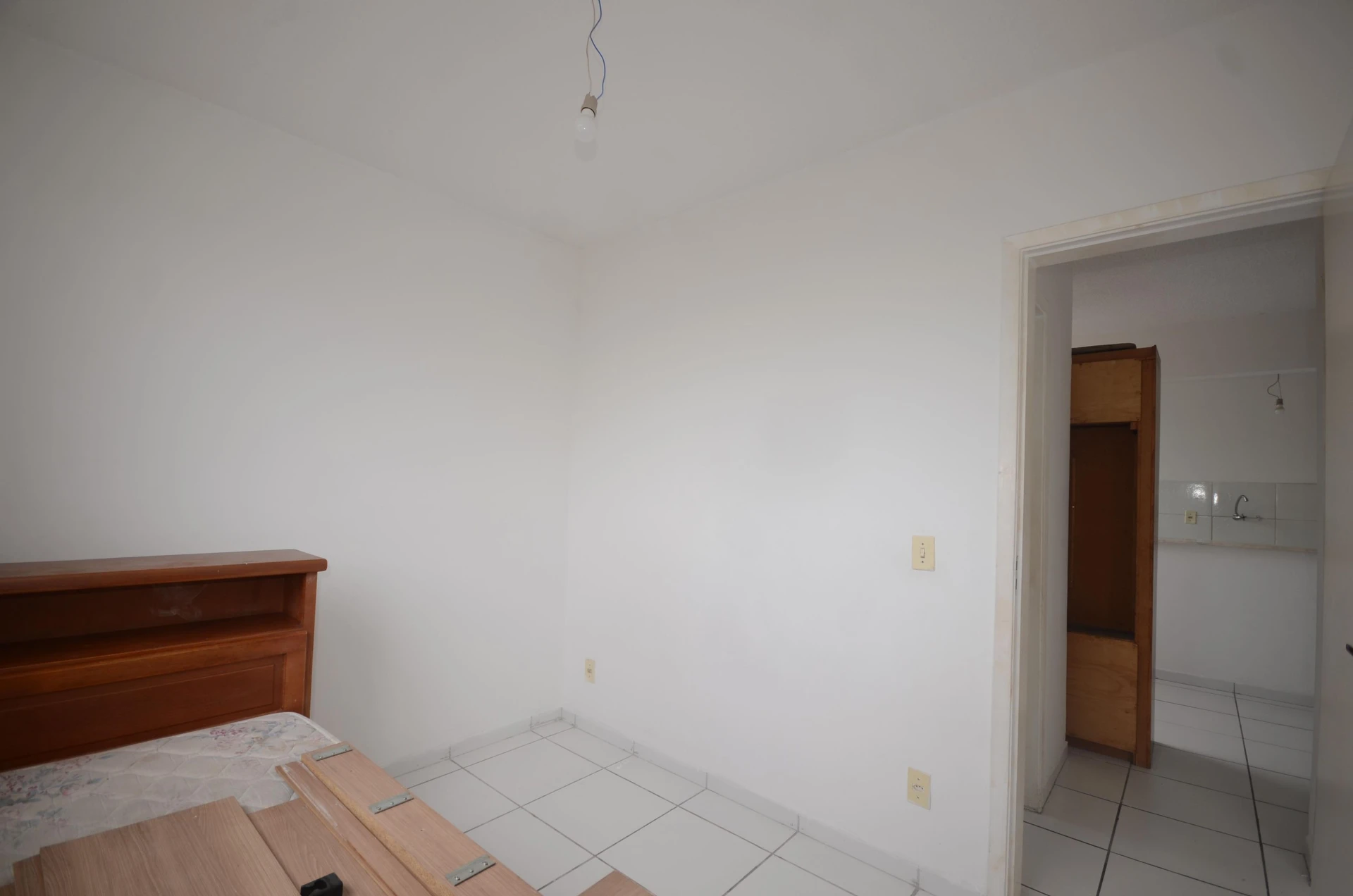 Unfurnished 2-bedroom apartment with 1 parking space — photo 9