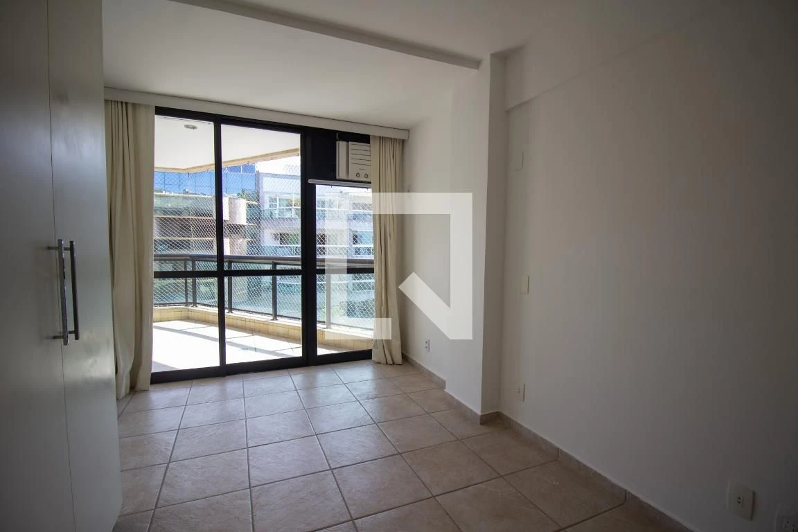 Apartamento com 4 suítes e varanda envidraçada — photo 33
