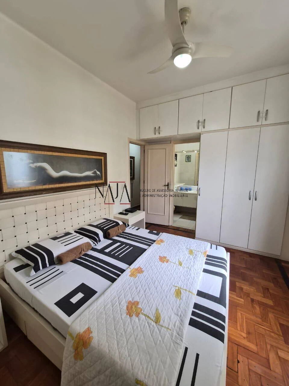 Washing machine in a 3-bedroom apartment, 168 m² — photo 14
