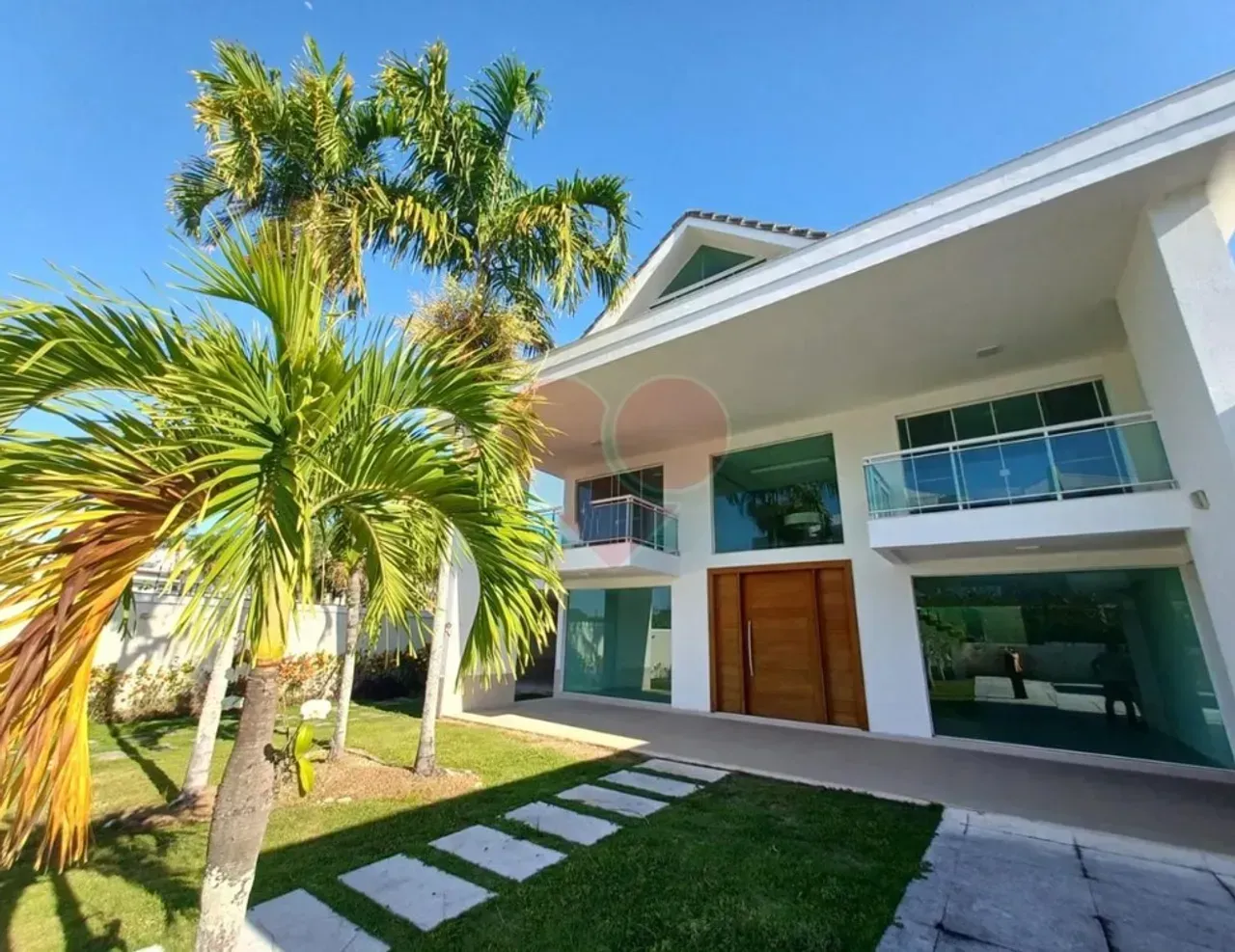House with 5 bedrooms and 5 bathrooms, 900 m² — photo 4