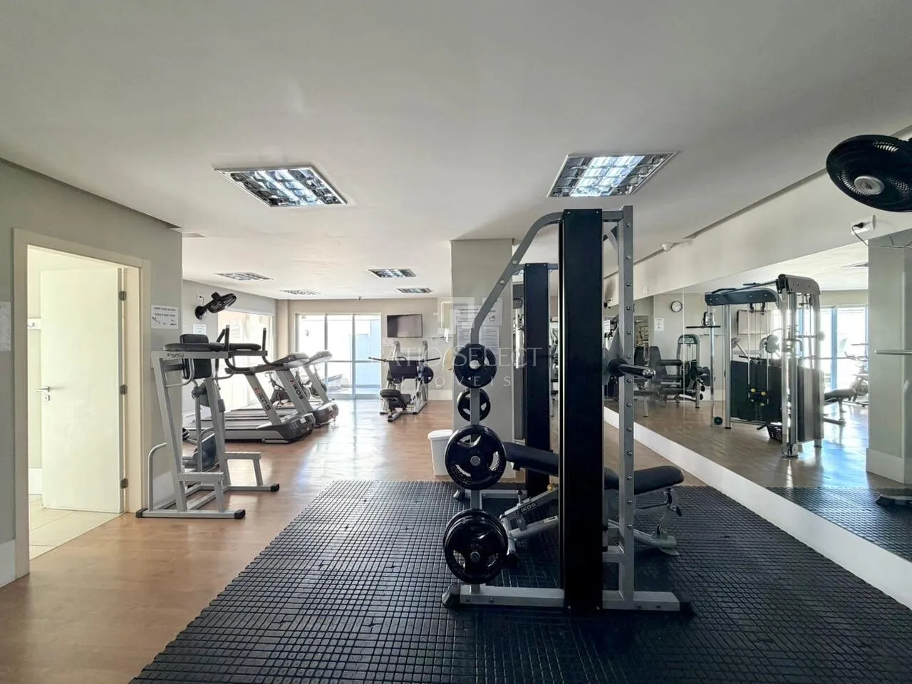 3-bedroom apartment with a washing machine in Curitiba — photo 84