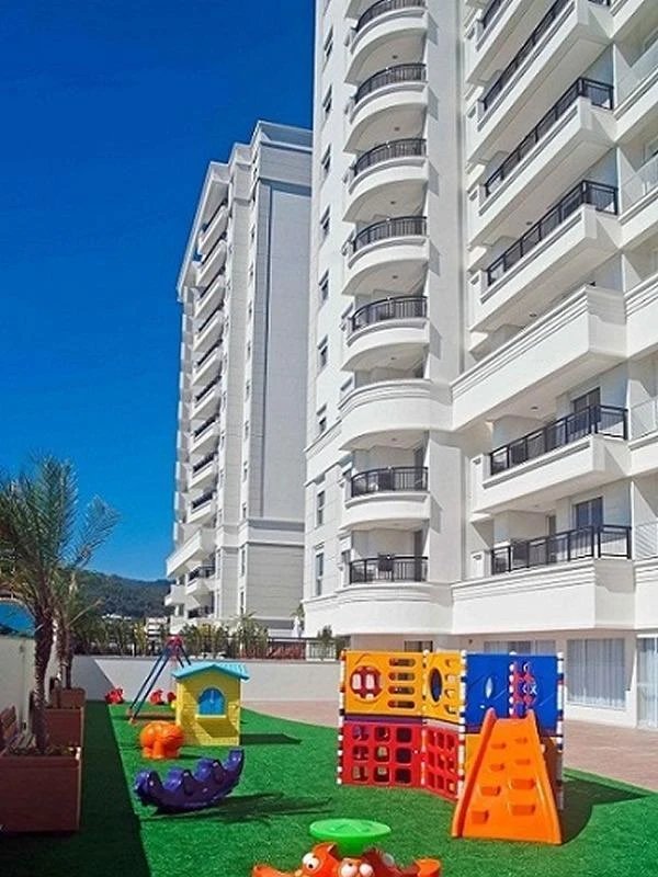 Балкон с грилем и 2 спальни: квартира 69 м² — photo 10