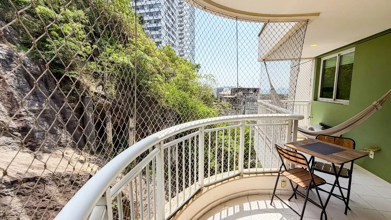 2-bedroom apartment with a home office in Rio de Janeiro — photo 3