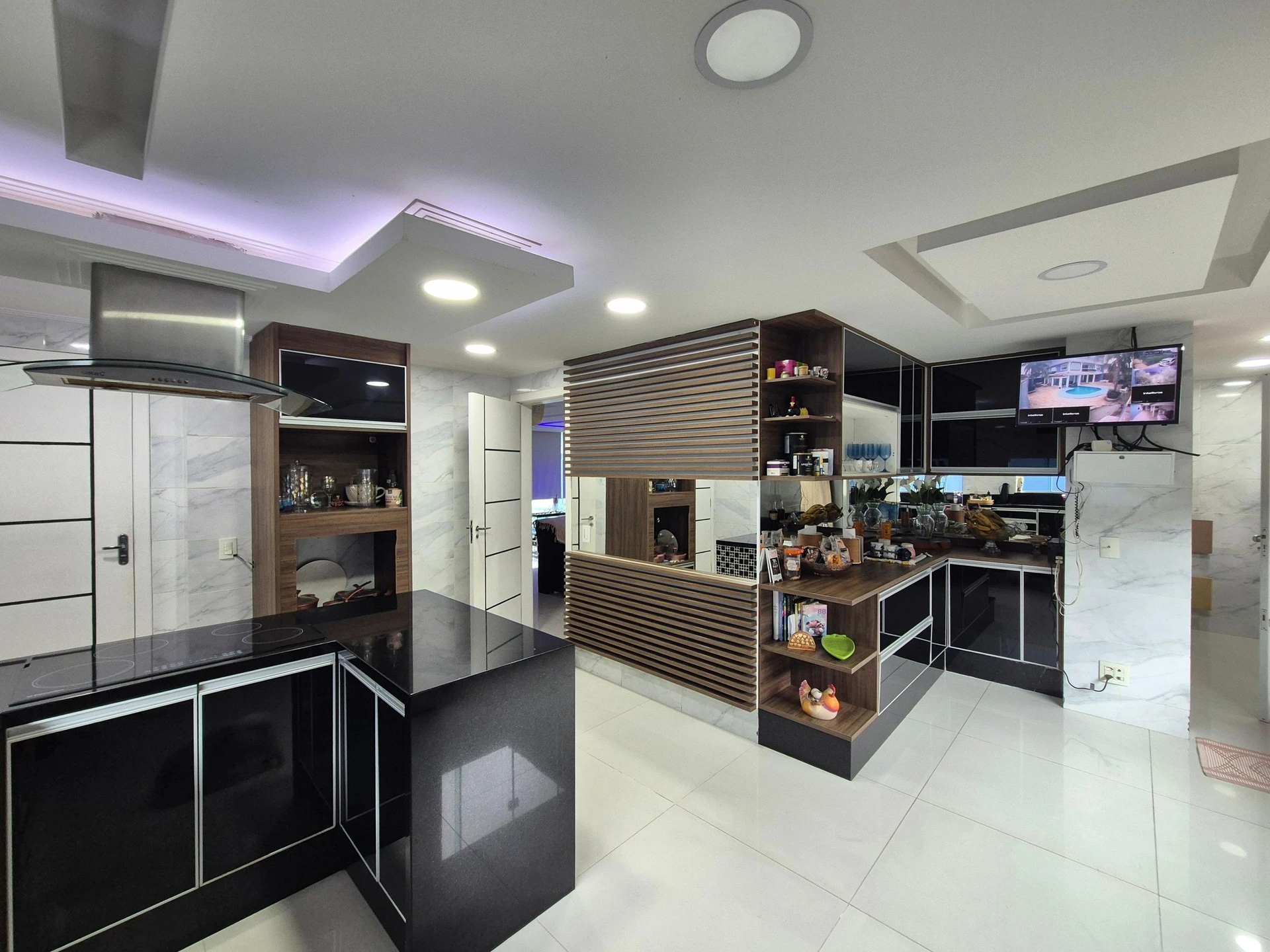4 quartos e jacuzzi: casa de 318 m² — photo 25