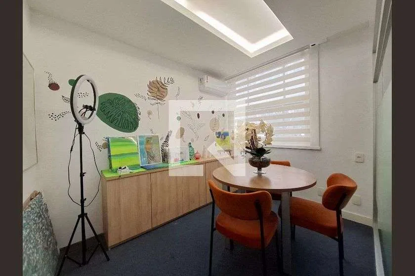 Квартира 120 м² з 2 спальнями та компактною кухнею — photo 17