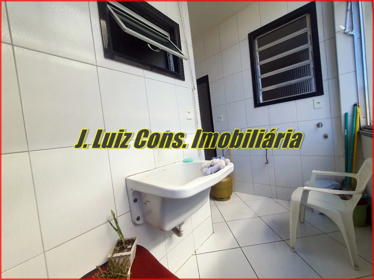 Квартира 70 м² з 2 кімнатами та кухнею з газовою плитою — photo 21