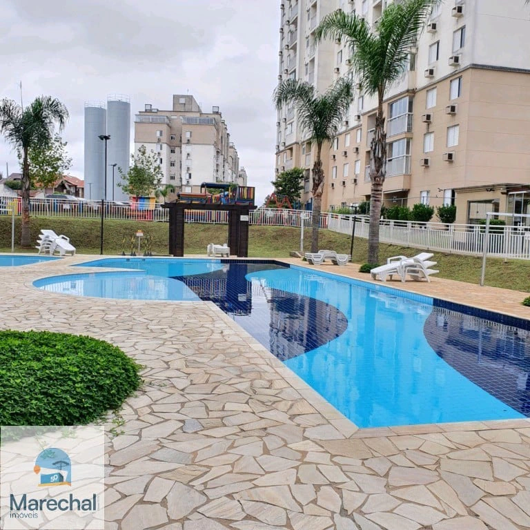 3-bedroom apartment in a building with a pool — photo 22