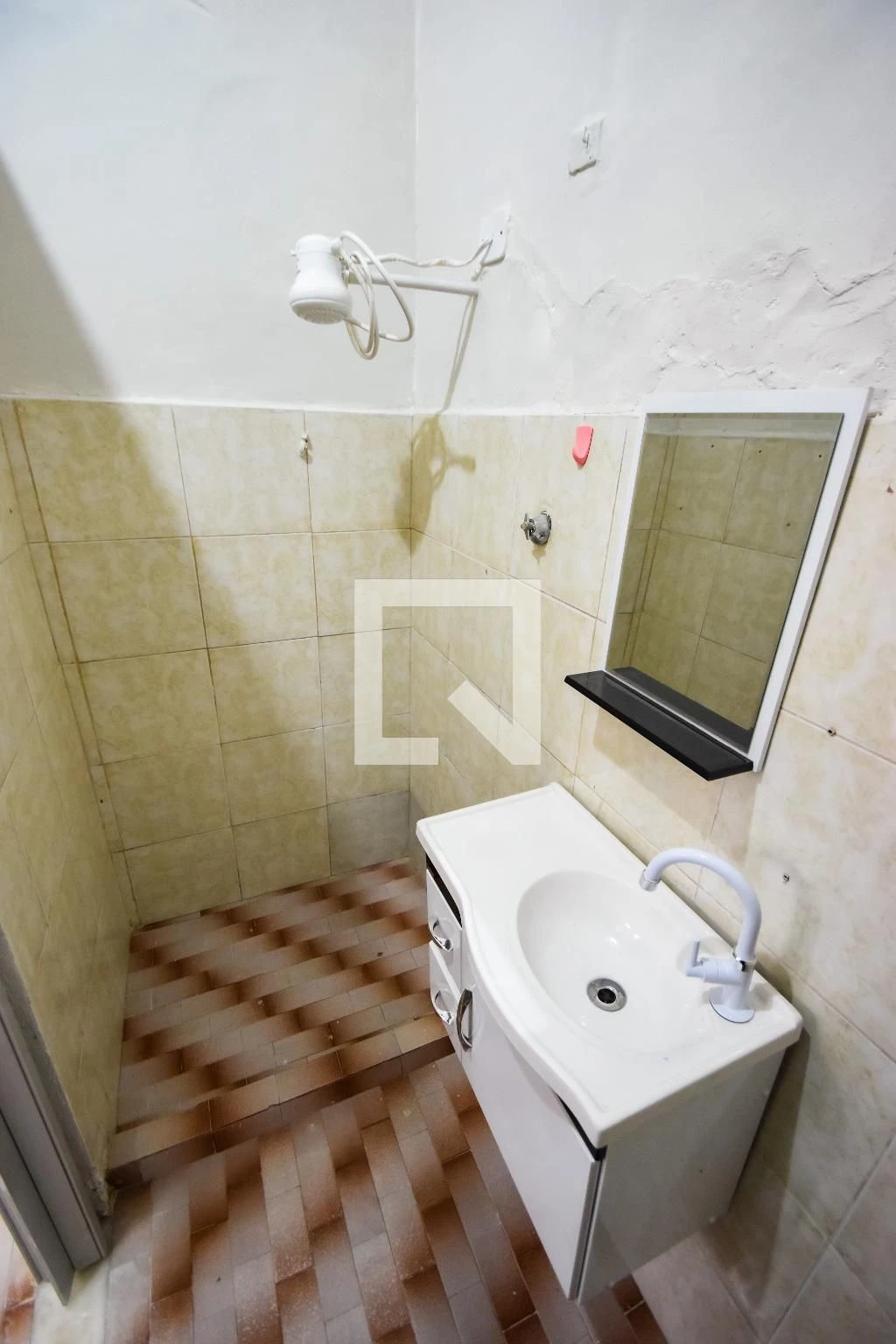 House with 1 bedroom and a private garden — photo 12