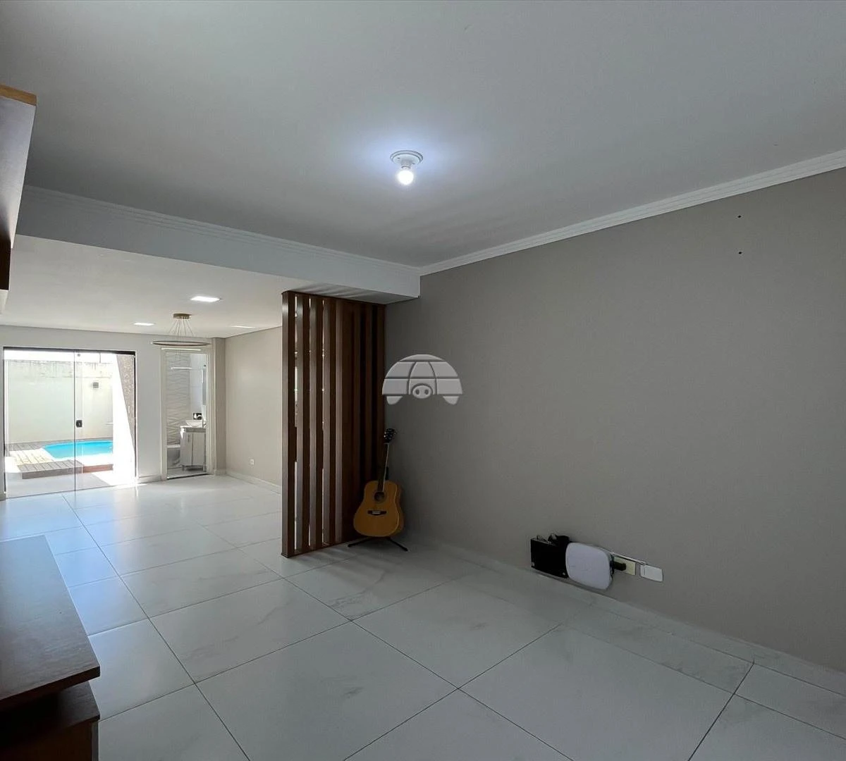 3-bedroom house with a grill on the balcony in Curitiba — photo 6