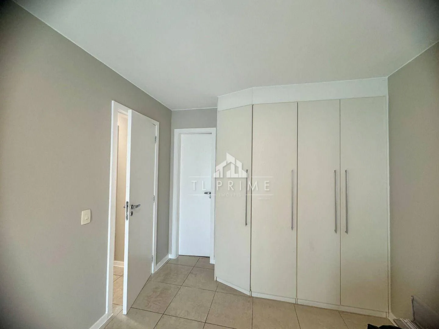 Apartamento de 2 quartos com 2 vagas e varanda — photo 31