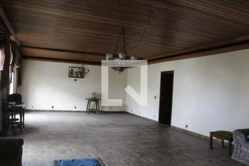 House with a balcony and 6 bedrooms plus 5 parking — photo 26