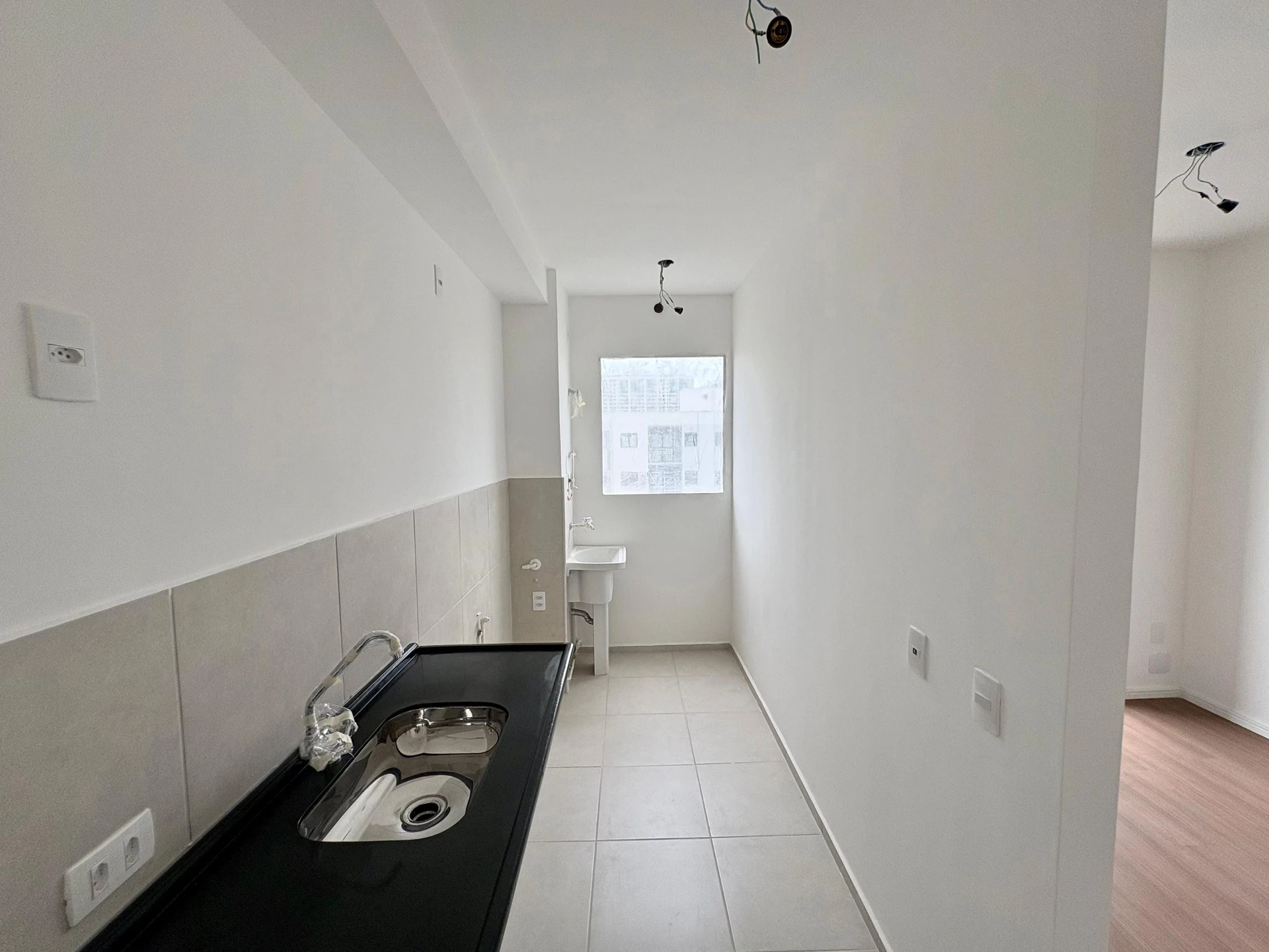 Washing machine in a 2-bedroom apartment, 42 m² — photo 2