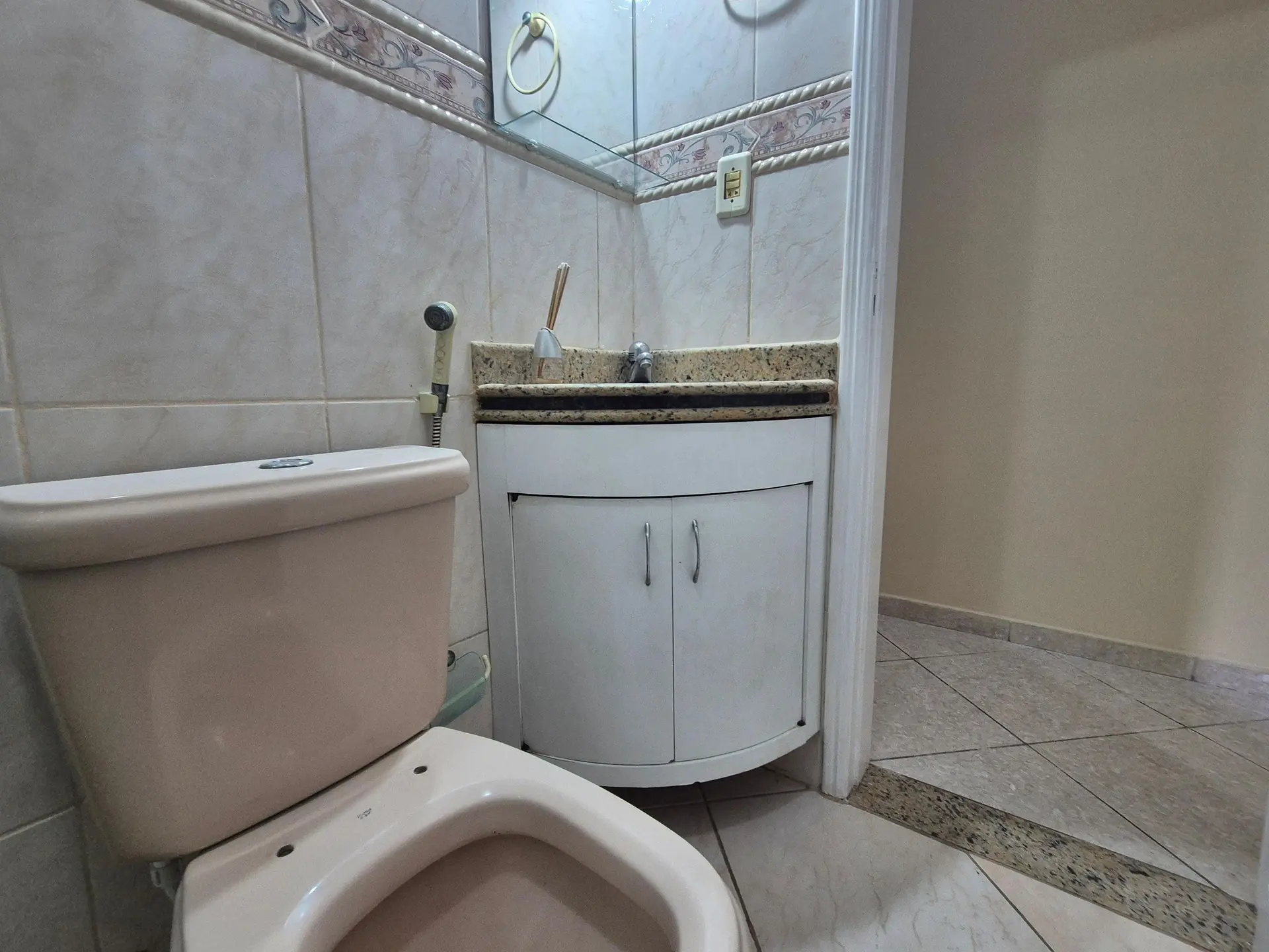 Будинок 180 м² з балконом із грилем та садом — photo 16