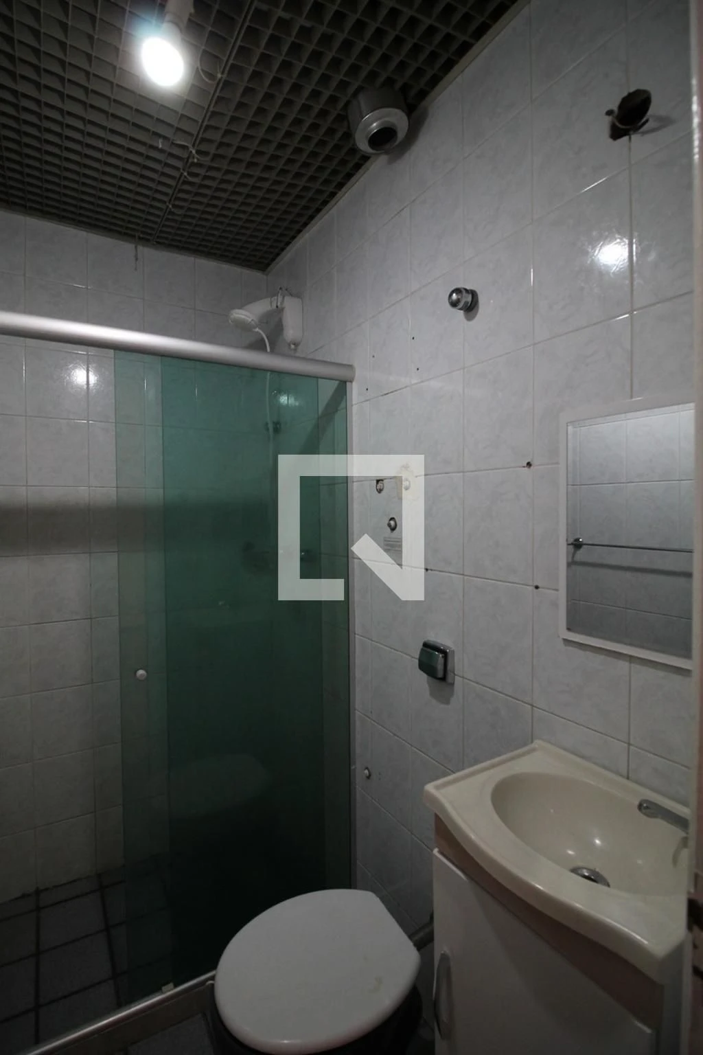 3-bedroom apartment with 95 m² and a balcony — photo 39