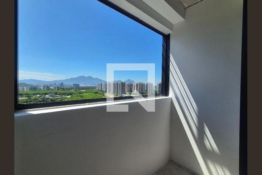 Apartamento para locação com janelas do chão ao teto — photo 10