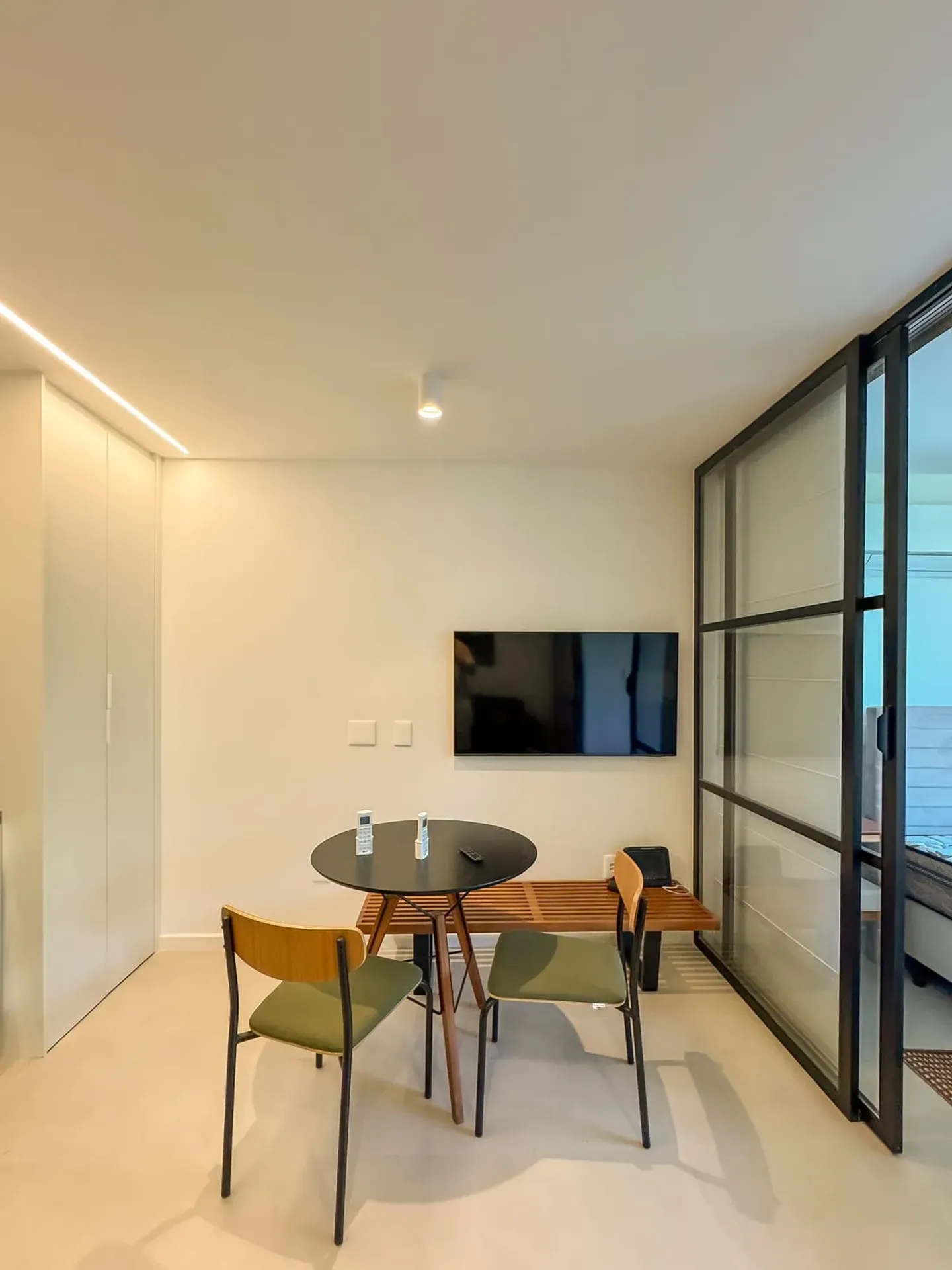 Furnished apartment, 35 m², with a home office — photo 45