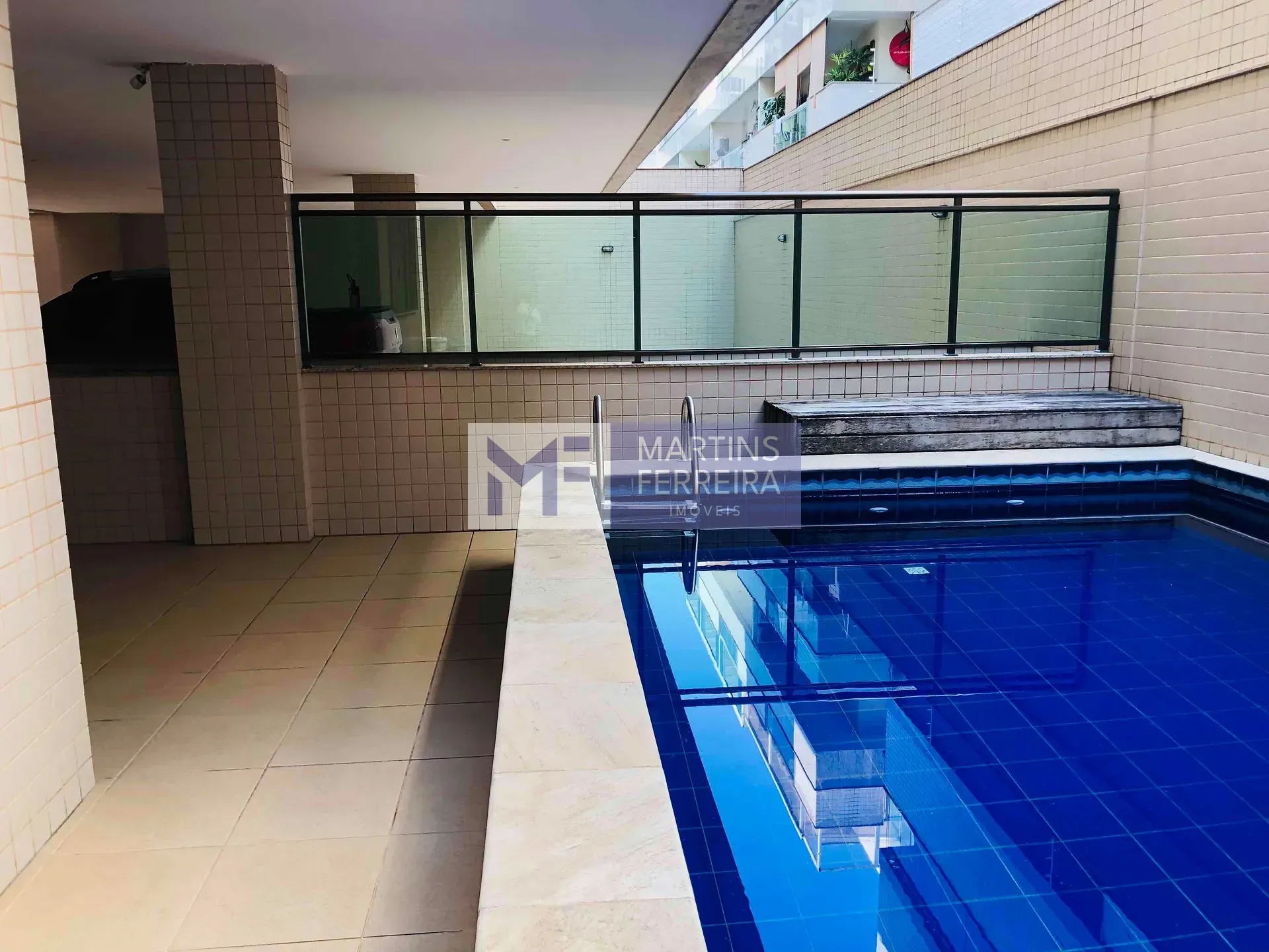 Apartamento no 1º andar com varanda envidraçada — photo 40
