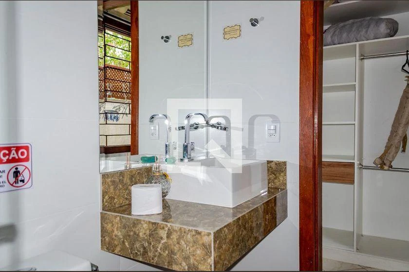 Furnished house for rent with 4 bedrooms and a pool — photo 42