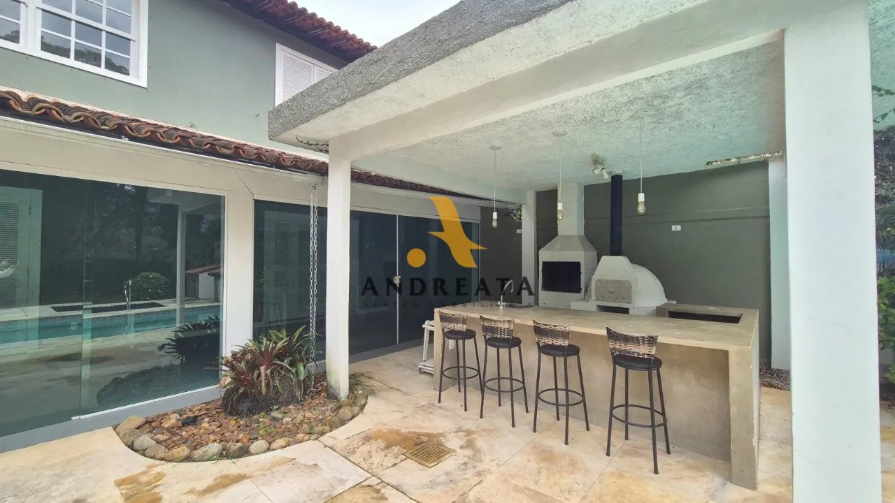 Unfurnished house with 5 bedrooms and 647 m² balcony — photo 13