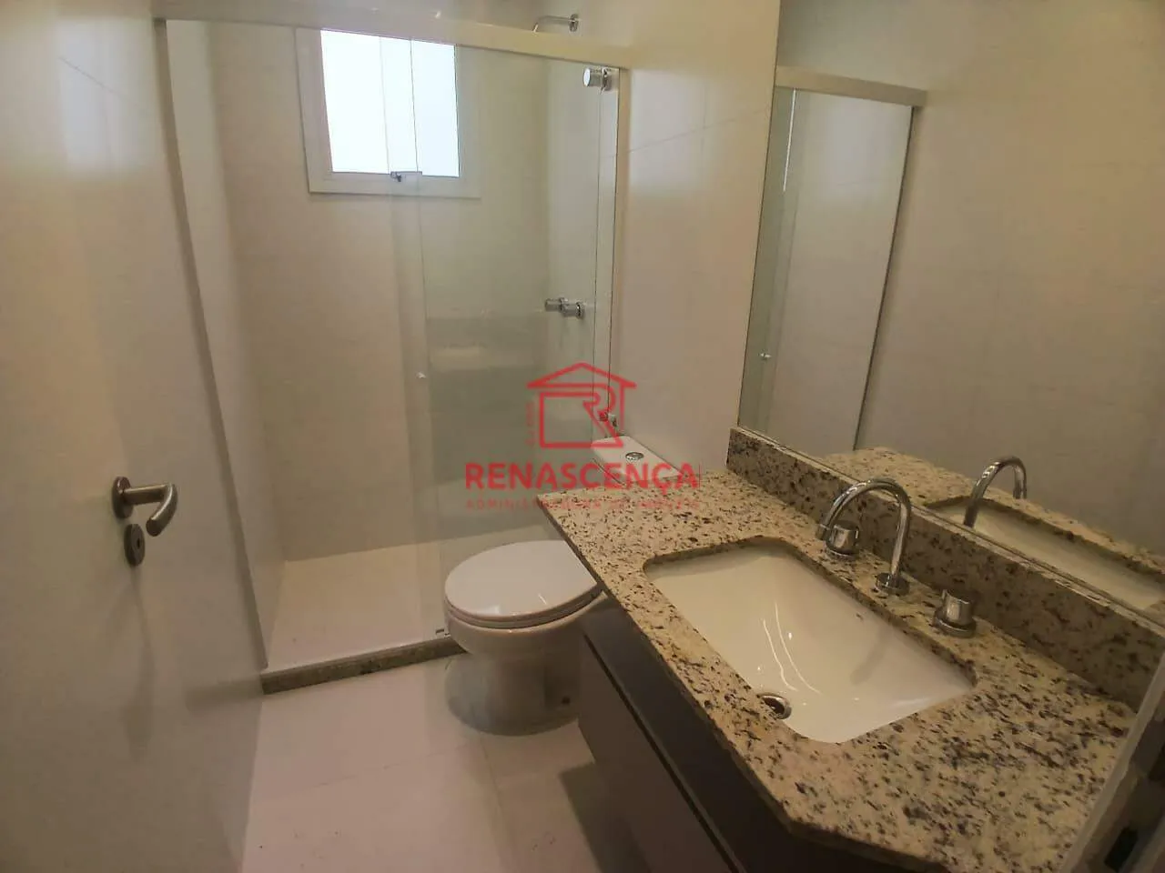 2-bedroom apartment with 1 bath and 1 parking space — photo 18
