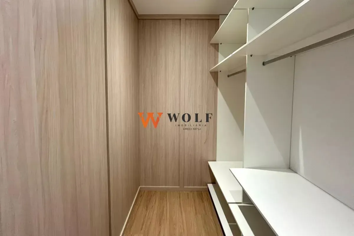 Furnished studio with open-plan kitchen, 1 parking spot — photo 7