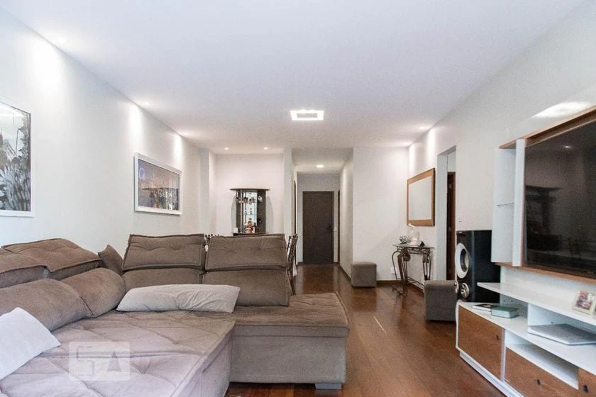 Rental apartment with 4 bedrooms and 150 m² — photo 8