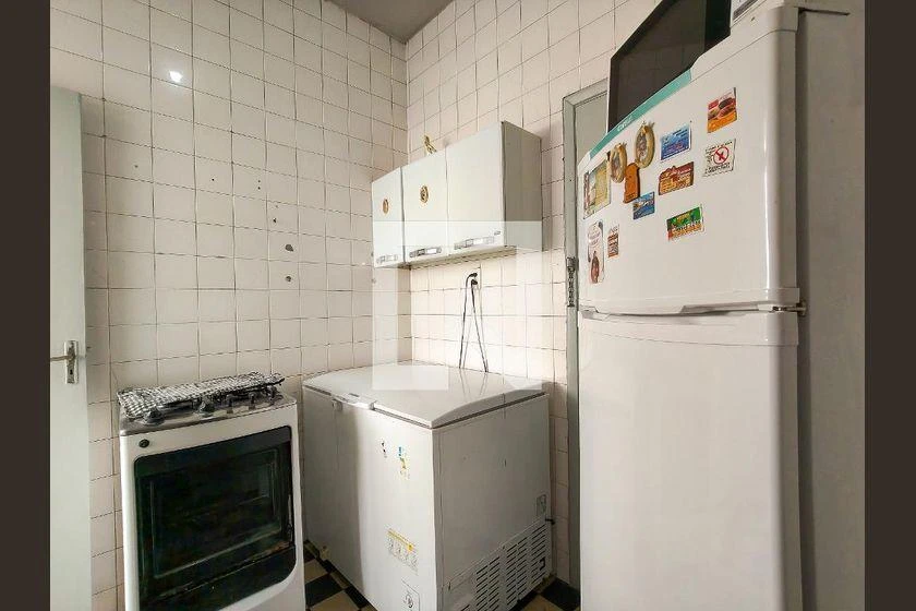 3-bedroom apartment with a home office — photo 19