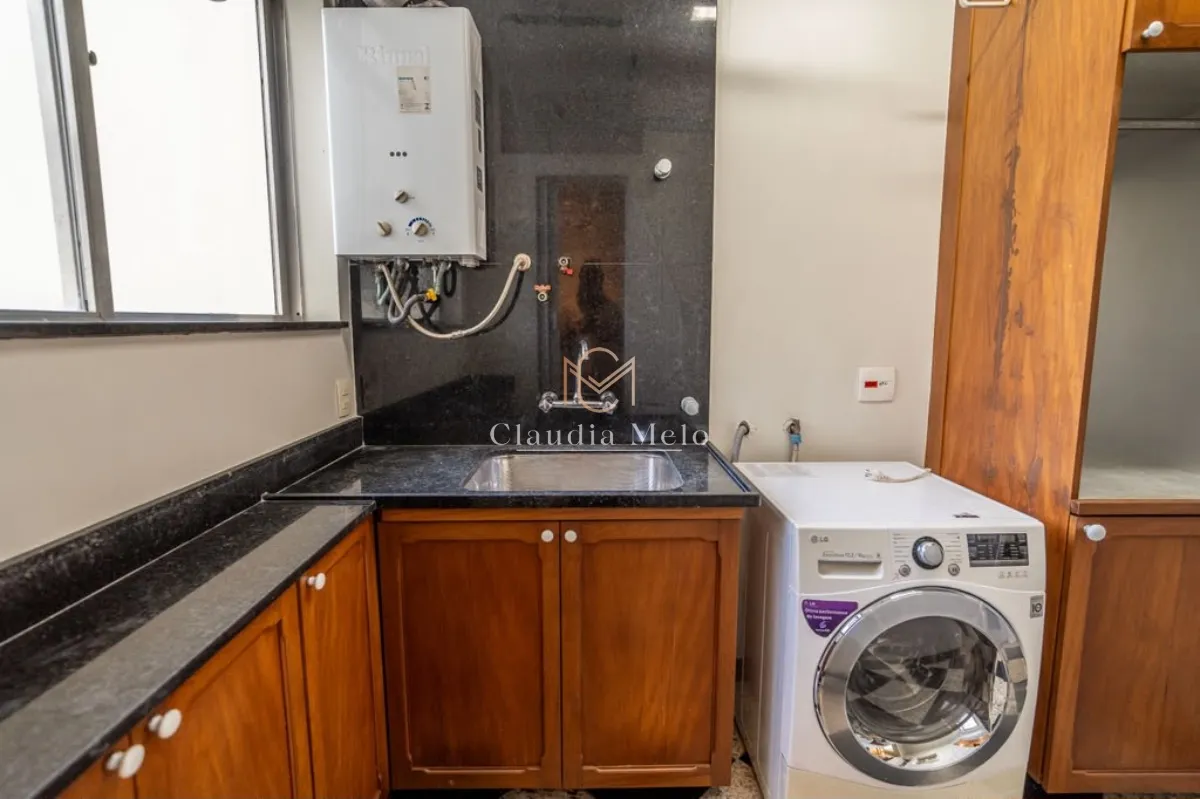Furnished 4-bedroom apartment with gas stove kitchen — photo 31