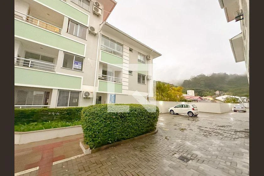 Квартира 54 м² с 1 спальней, парковкой и грилем на балконе — photo 48