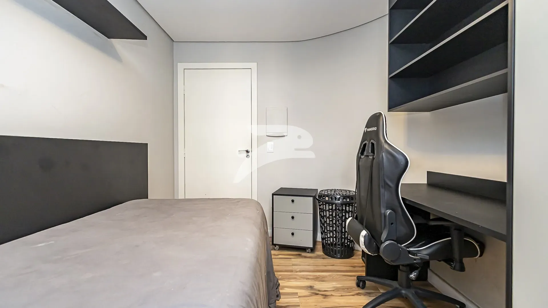 Furnished 3-bedroom apartment with 129 m² on the 7th floor — photo 5