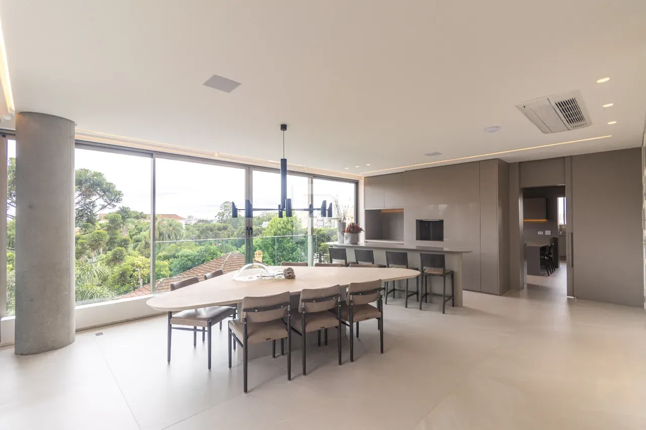 Apartment with 3 en-suite bedrooms and open kitchen — photo 4