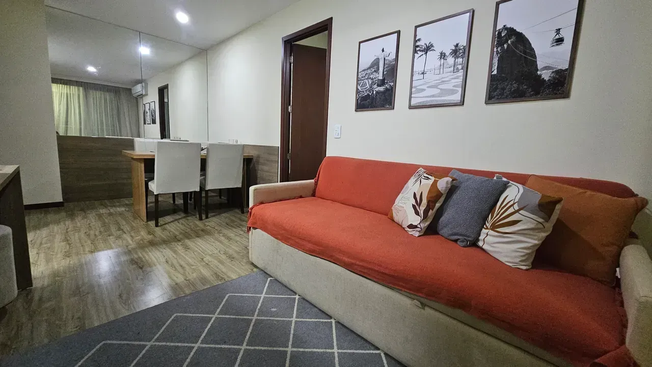 Furnished 1-bedroom apartment with open-plan kitchen — photo 9