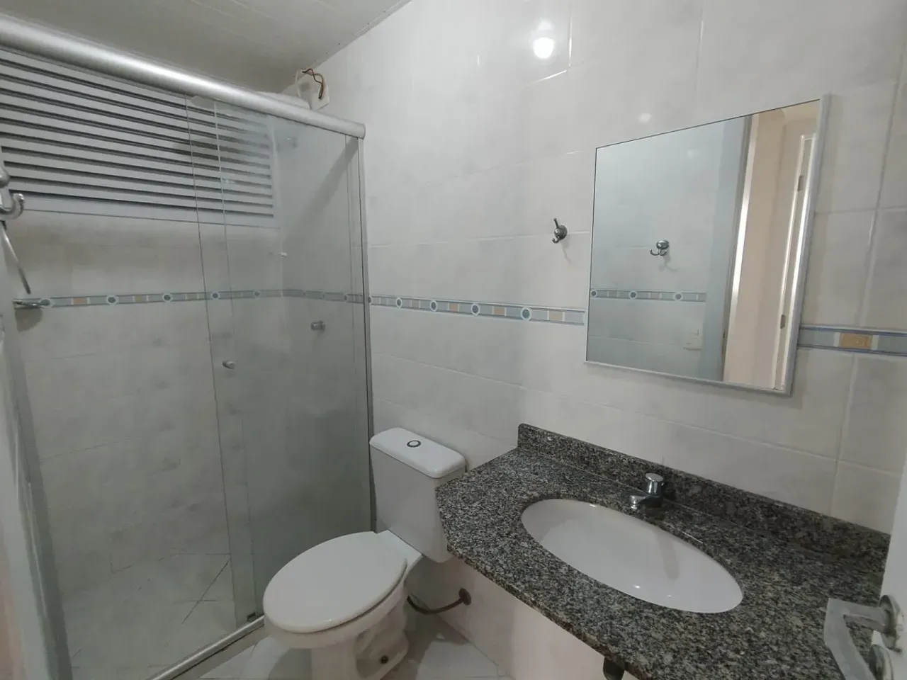 Furnished 3-bedroom apartment with 68 m² — photo 28