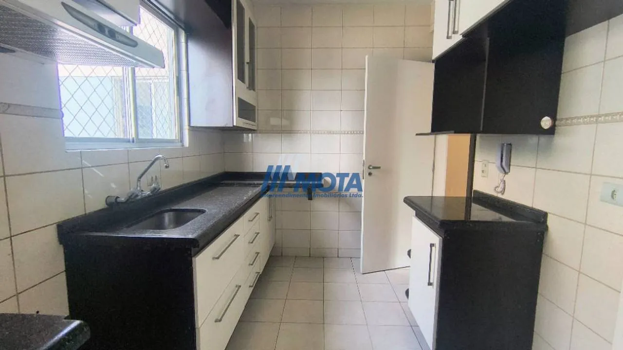 3-bedroom apartment with a private BBQ — photo 37
