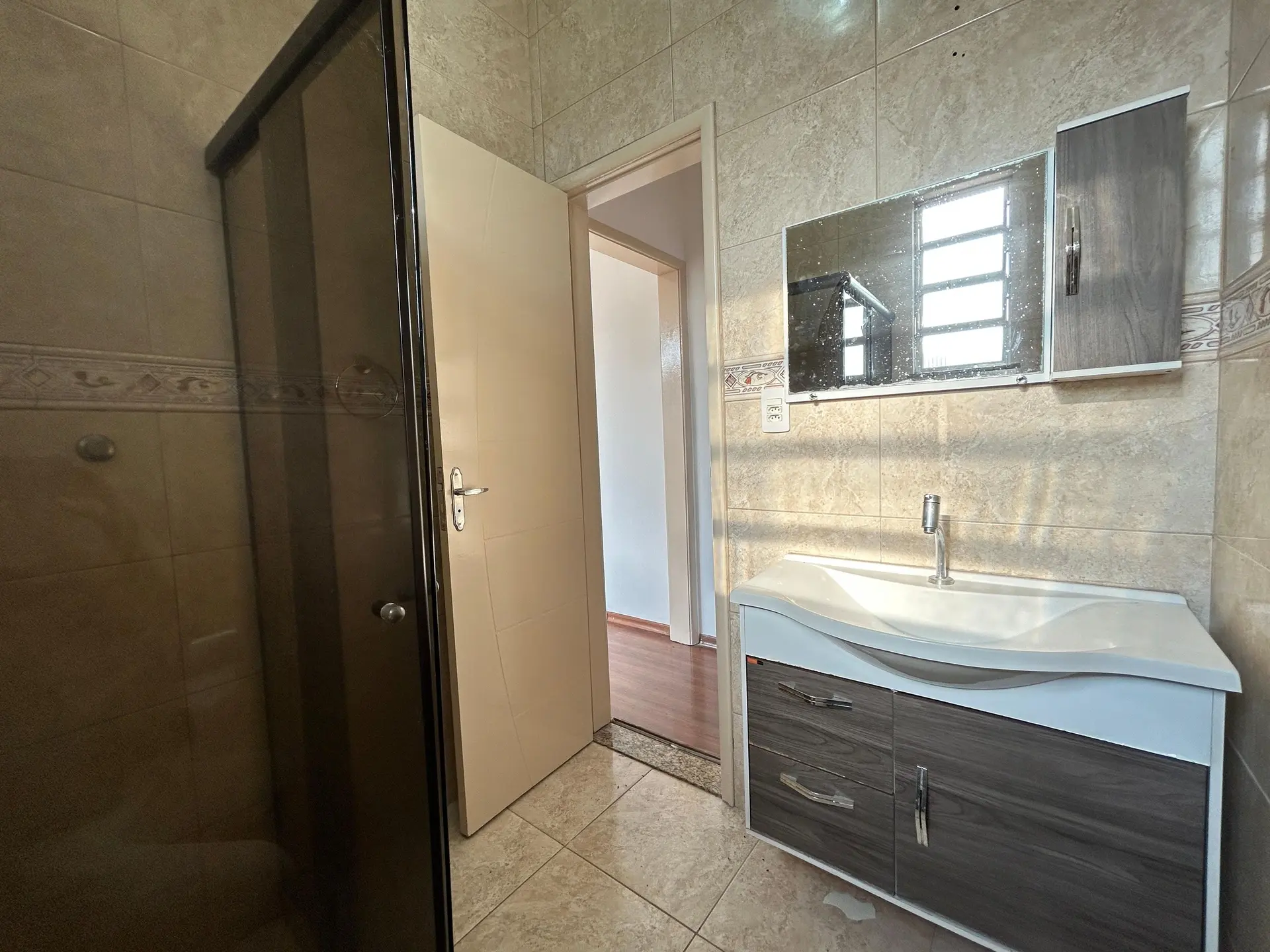 Apartment, 86 m², with wood or laminate floors — photo 27